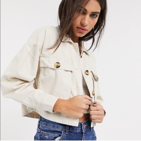 Bershka Women’s Sz M Ivory Canvas Jacket Pockets Buttons Classic Preppy Cropped - Picture 1 of 11
